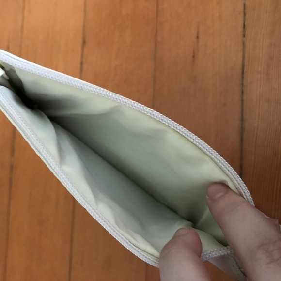 MARC Jacobs designer leather pouch - Picture 3 of 4